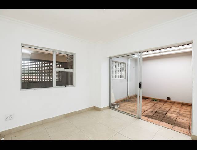 3 BEDROOM APARTMENT FOR SALE IN MORNINGSIDE